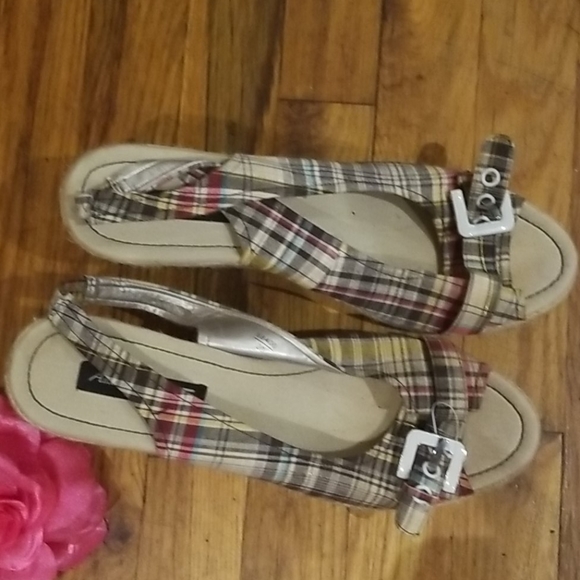 Chic plaid open toe wedge sandal - Picture 1 of 2